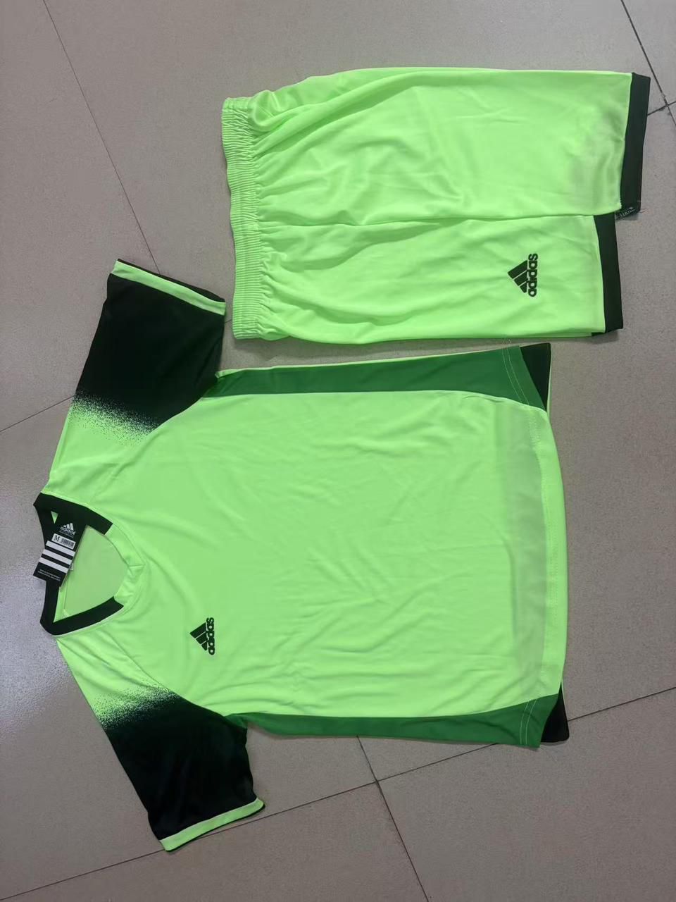 Goalkeeper gloves