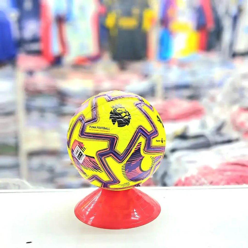 FOOTBALL Match balls