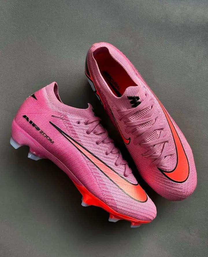 Soccer boots